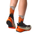 Ponožky Dynafit TRAVERSE CREW  0911 black out ULTRA ORANGE 