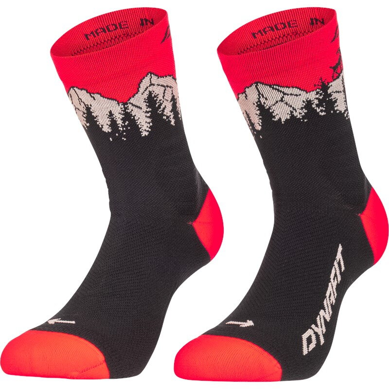 Ponožky Dynafit TRAVERSE MID 0912 black out ULTRA CORAL